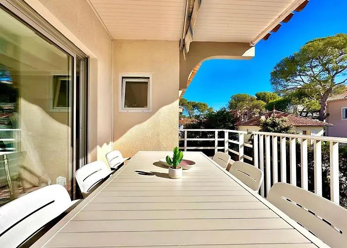 Superbe 6 Couchages - 4 Pieces - Clim - Terrasse Appartement Saint-Raphaël