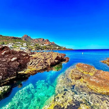 Superbe 6 Couchages - 4 Pièces - Clim - Terrasse