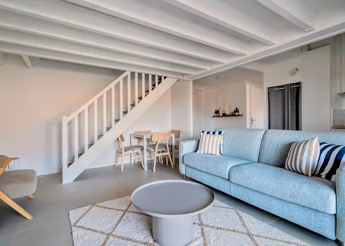 Superbe 6 Couchages - 4 Pieces - Clim - Terrasse * Saint-Raphaël